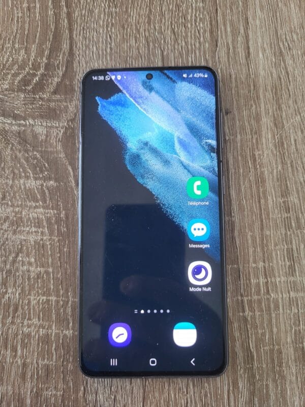 Samsung Galaxy S21 5G avec écran Dynamic AMOLED et connectivité 5G, disponible chez Techni'Phone Valence.